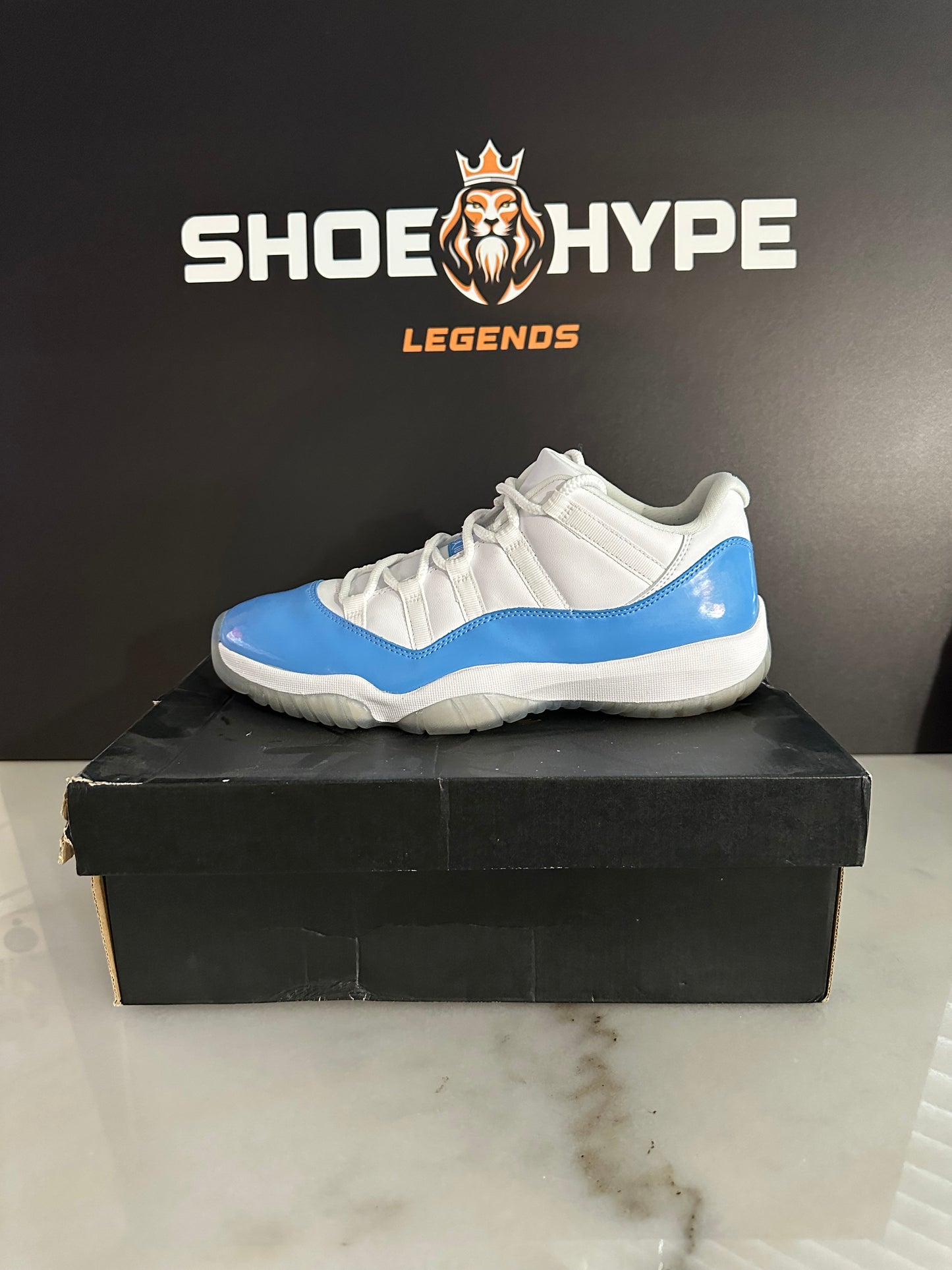 Pre-Owned Air Jordan 11 Low University Blue