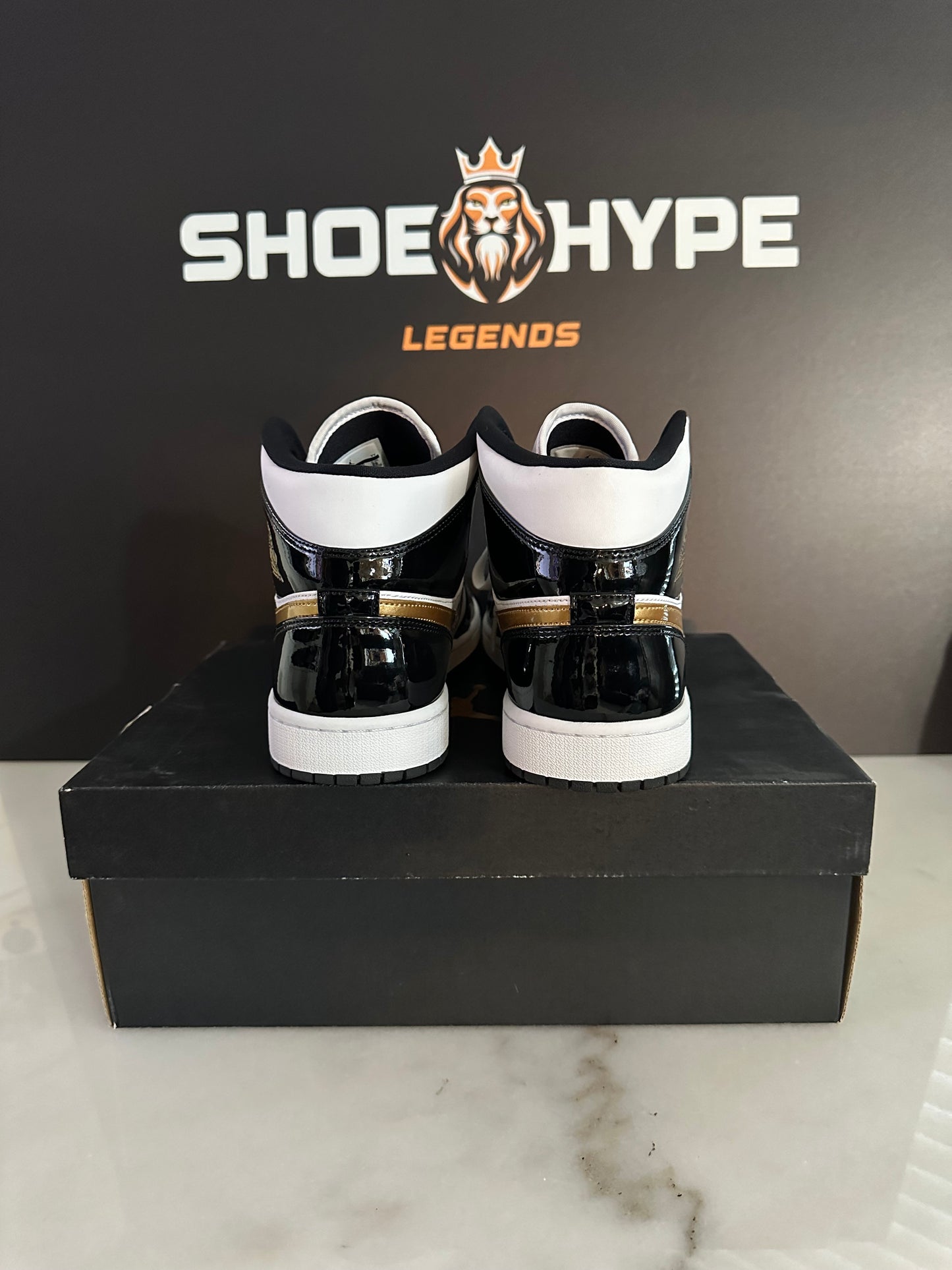 Pre-Owned Air Jordan 1 Mid Patent Black White/Gold